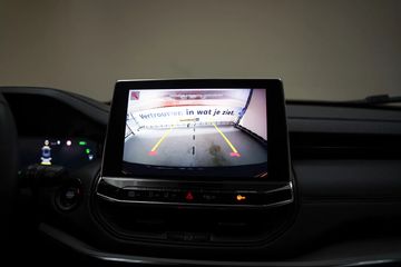 Voertuigafbeelding 4