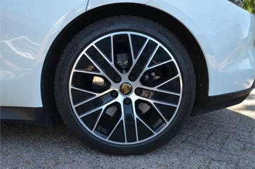 Voertuigafbeelding 35