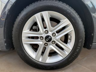 Voertuigafbeelding 13