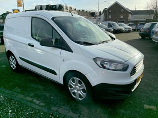 Ford Transit Courier - VS-427-H - Polisa Lease