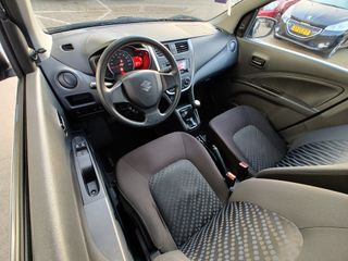 Voertuigafbeelding 12