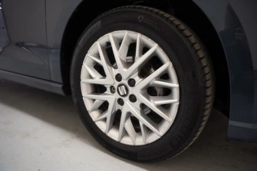 Voertuigafbeelding 28