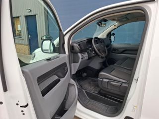 Voertuigafbeelding 23