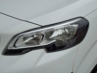 Voertuigafbeelding 9