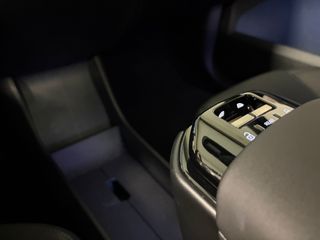 Voertuigafbeelding 36