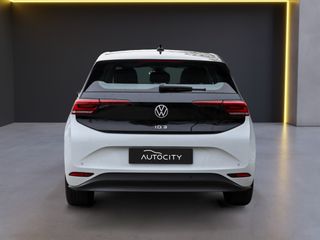 Voertuigafbeelding 3