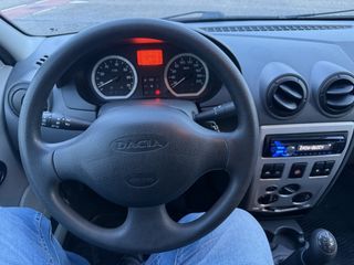 Voertuigafbeelding 12