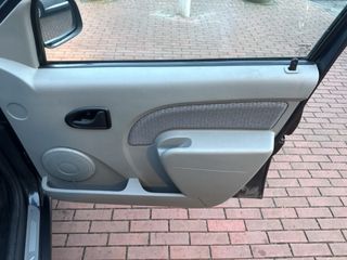 Voertuigafbeelding 35