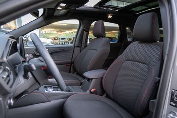 Voertuigafbeelding 12