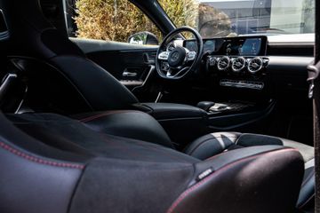 Voertuigafbeelding 19