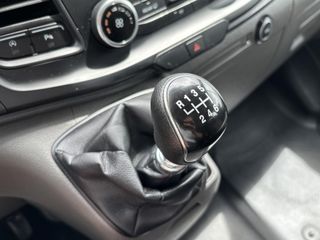 Voertuigafbeelding 12