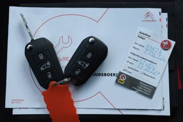 Voertuigafbeelding 12