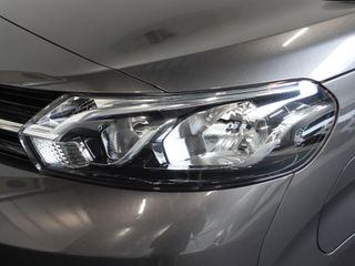 Voertuigafbeelding 9