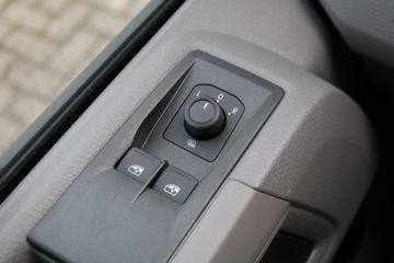 Voertuigafbeelding 30