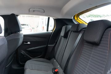 Voertuigafbeelding 17