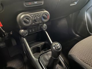 Voertuigafbeelding 14