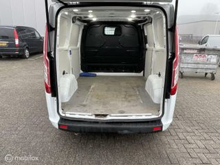 Voertuigafbeelding 6