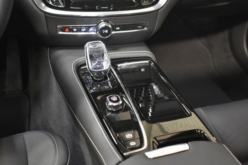 Voertuigafbeelding 24