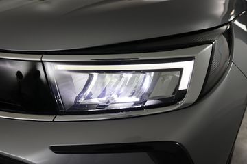 Voertuigafbeelding 21