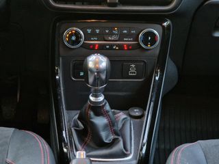 Voertuigafbeelding 8