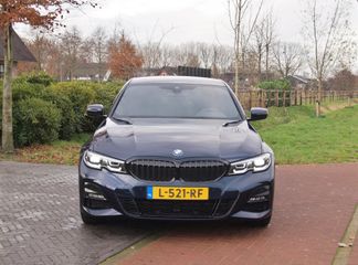 Voertuigafbeelding 4