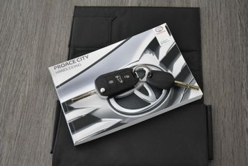 Voertuigafbeelding 19