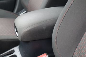 Voertuigafbeelding 17