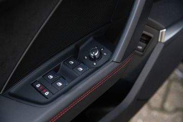 Voertuigafbeelding 36