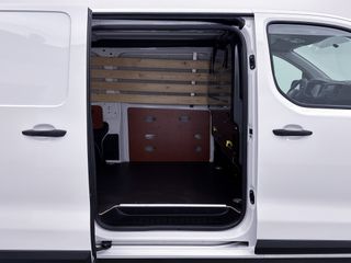 Voertuigafbeelding 14