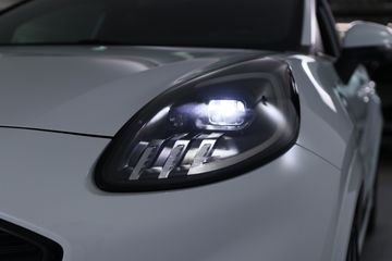 Voertuigafbeelding 18