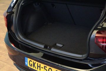 Voertuigafbeelding 4