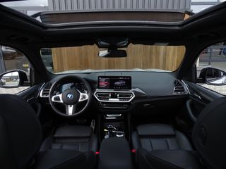 Voertuigafbeelding 12