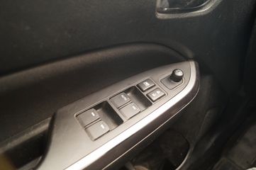 Voertuigafbeelding 7