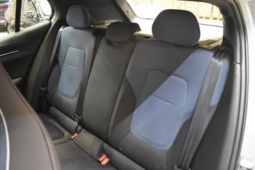 Voertuigafbeelding 26