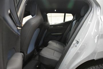 Voertuigafbeelding 27