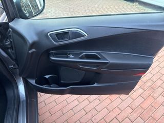 Voertuigafbeelding 34