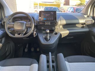 Voertuigafbeelding 12