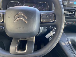 Voertuigafbeelding 24