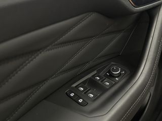 Voertuigafbeelding 48