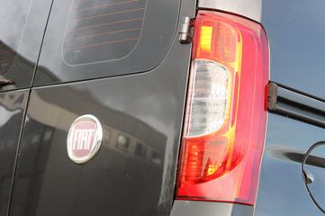 Voertuigafbeelding 16