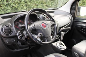 Voertuigafbeelding 4