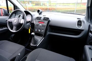 Voertuigafbeelding 4