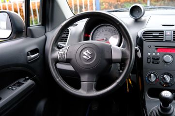 Voertuigafbeelding 5