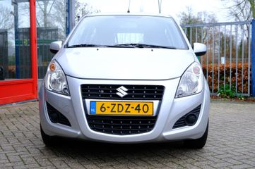 Voertuigafbeelding 6