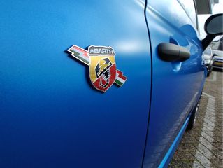 Voertuigafbeelding 32