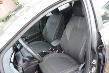 Voertuigafbeelding 8