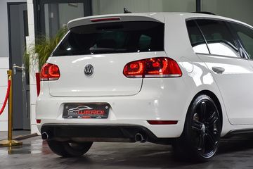 Voertuigafbeelding 6