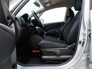 Voertuigafbeelding 14