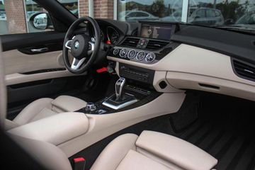 Voertuigafbeelding 12