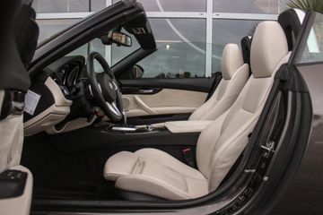 Voertuigafbeelding 14